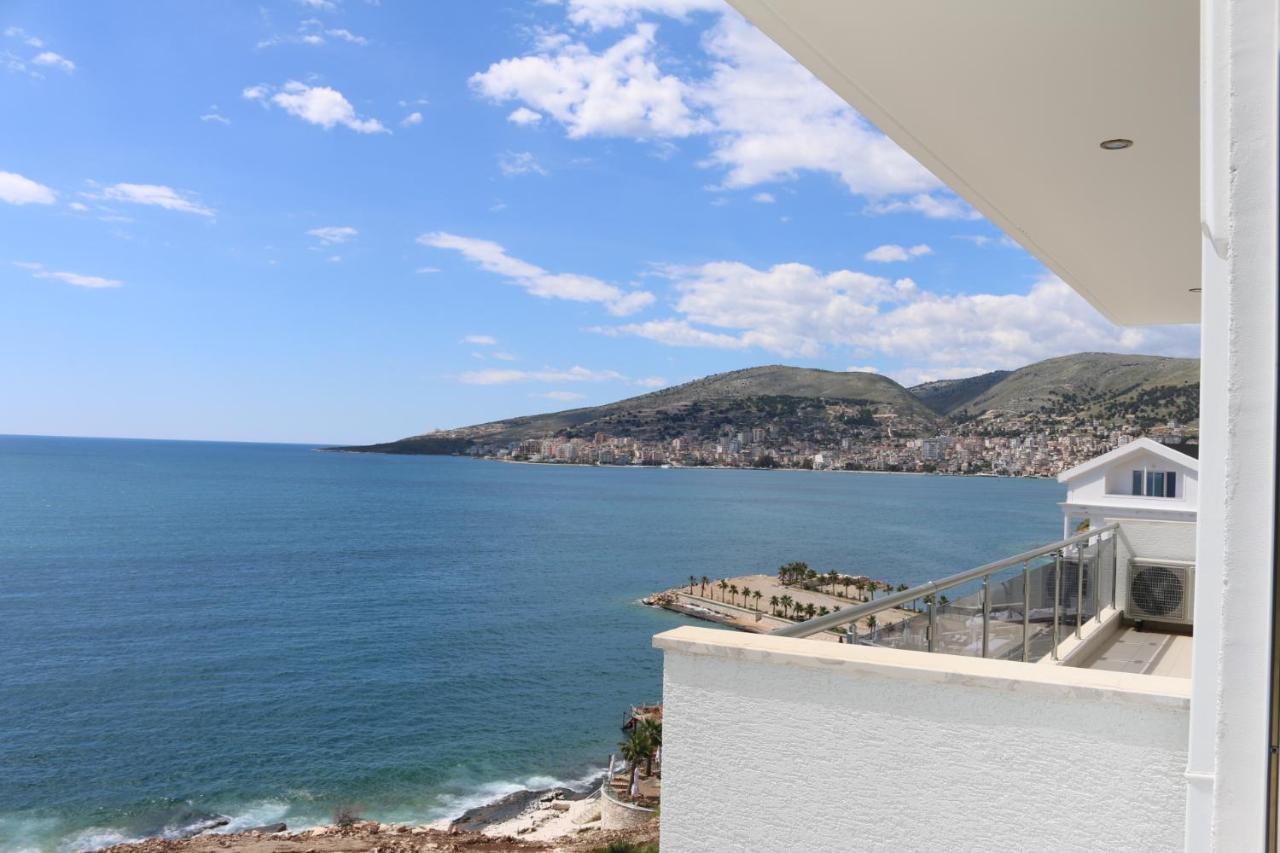 White Sea View Residence Sarande Bagian luar foto