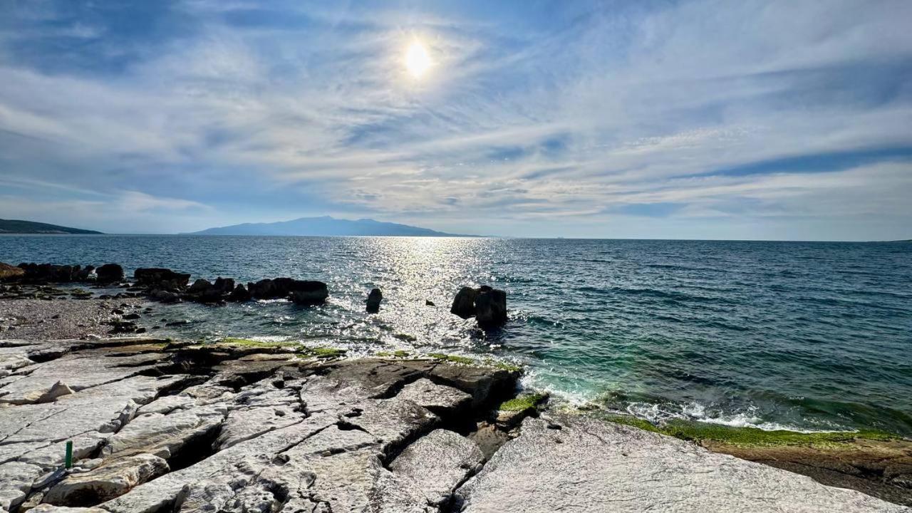 White Sea View Residence Sarande Bagian luar foto